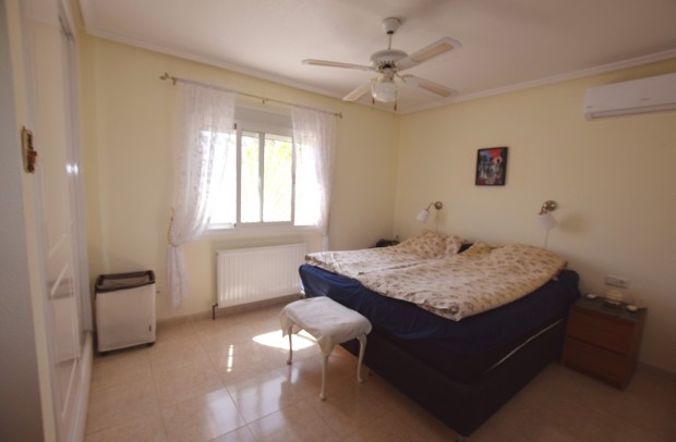 Resale - Detached House / Villa - Ciudad Quesada