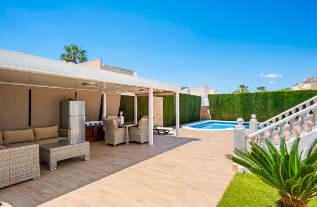 Reventa - Detached House / Villa - Ciudad Quesada