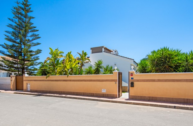 Reventa - Detached House / Villa - Ciudad Quesada