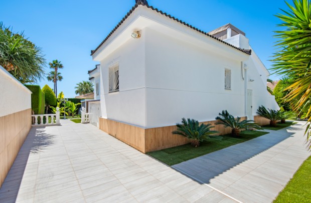 Reventa - Detached House / Villa - Ciudad Quesada