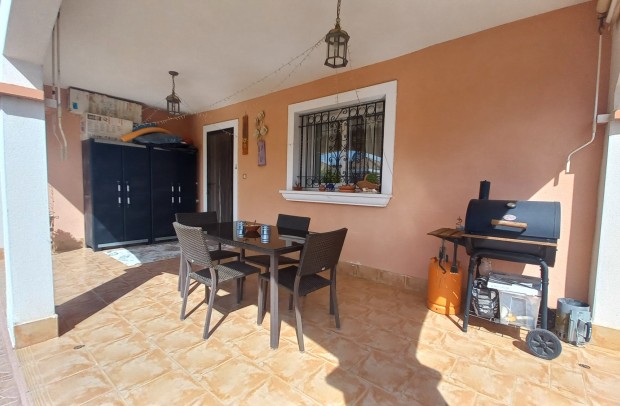 Revente - Detached House / Villa - Los Montesinos - La Herrada