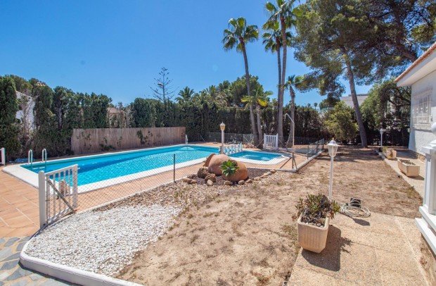 Reventa - Detached House / Villa - Torrevieja - Los Balcones