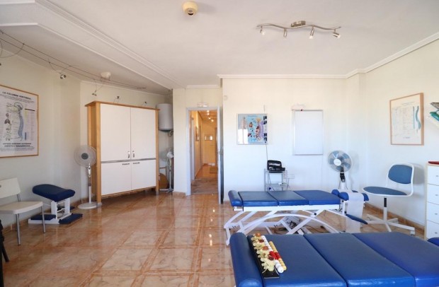 Resale - Apartment - Orihuela Costa - La Zenia