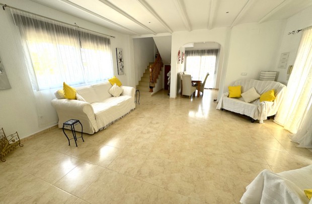 Revente - Detached House / Villa - La Marina