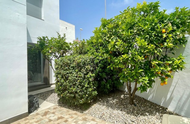 Revente - Detached House / Villa - Ciudad Quesada