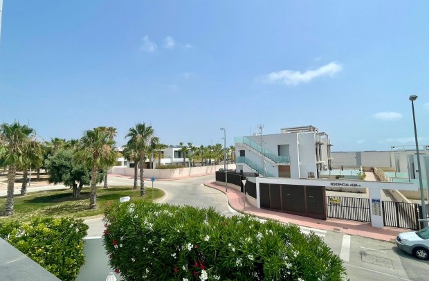 Resale - Detached House / Villa - Ciudad Quesada