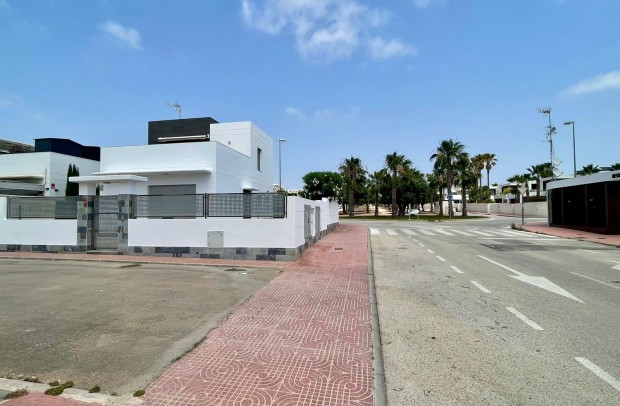 Revente - Detached House / Villa - Ciudad Quesada