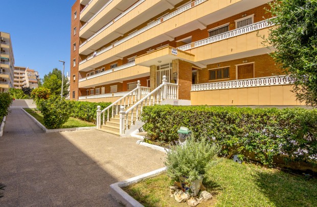 Resale - Apartment - Punta Prima