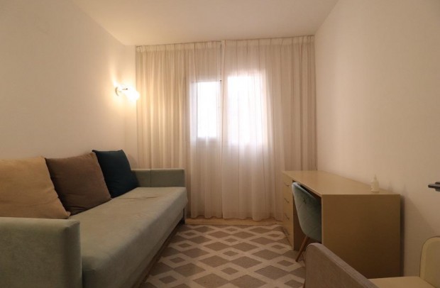 Resale - Apartment - Torrevieja - Punta Prima