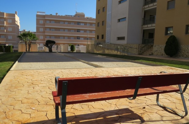 Resale - Apartment - Orihuela Costa - Villamartín