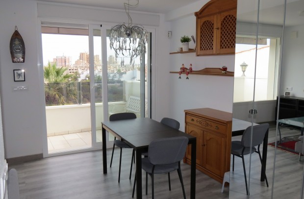 Resale - Apartment - Torrevieja - Center