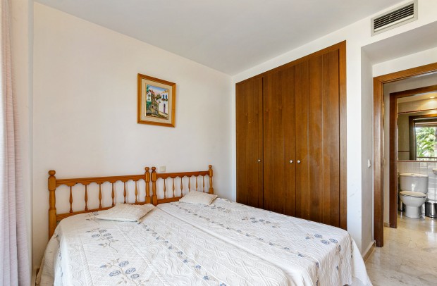 Resale - Apartment - Punta Prima - La Entrada