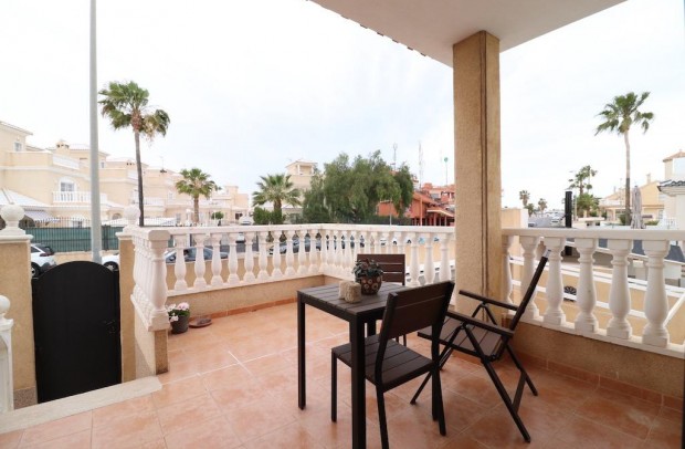 Revente - Detached House / Villa - Orihuela Costa - Las Mimosas