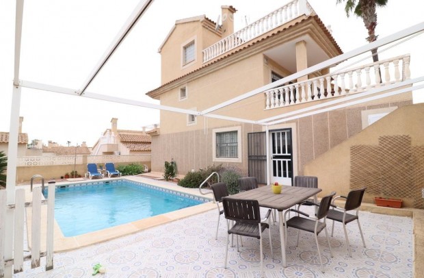 Revente - Detached House / Villa - Orihuela Costa - Las Mimosas