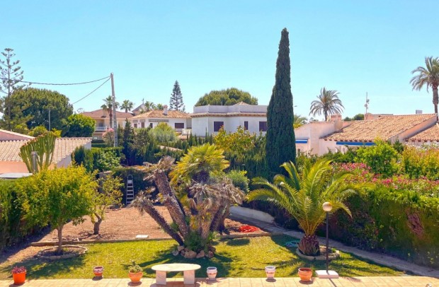 Resale - Detached House / Villa - Orihuela Costa - Cabo Roig