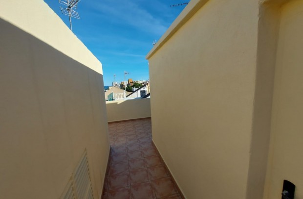 Resale -  - Torrevieja - Punta Prima