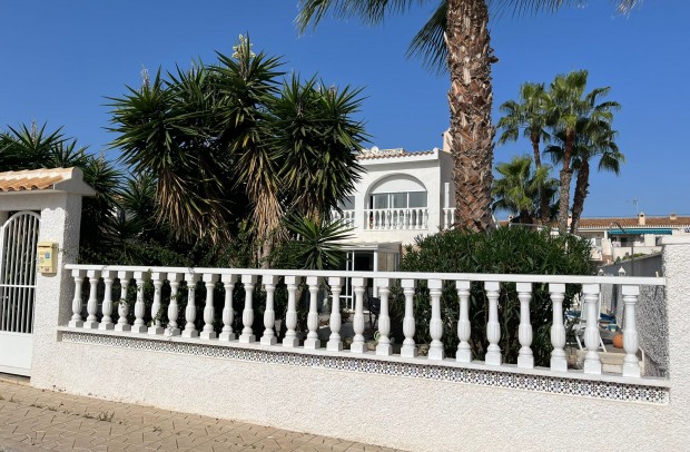 Revente - Detached House / Villa - Cabo Roig - La Regia