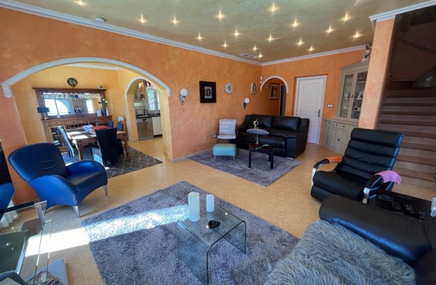 Resale - Detached House / Villa - San Miguel de Salinas - Ciudad de las comunicaciones