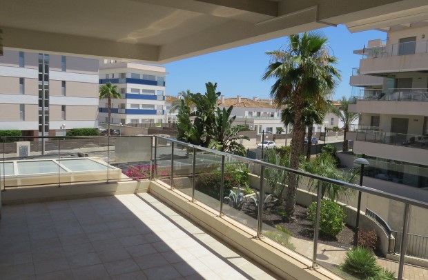 Resale - Apartment - Orihuela Costa - Villamartín