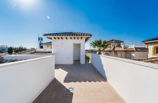 Revente - Detached House / Villa - Orihuela Costa - La Zenia