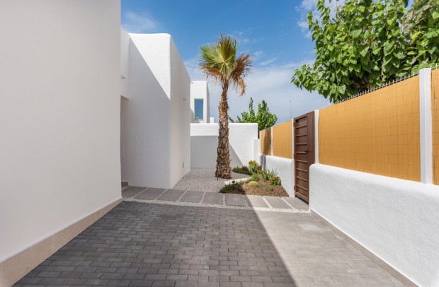 New Build - Detached House / Villa - Dolores - polideportivo