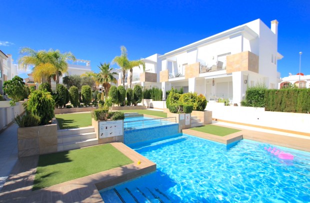 Revente - Detached House / Villa - Ciudad Quesada