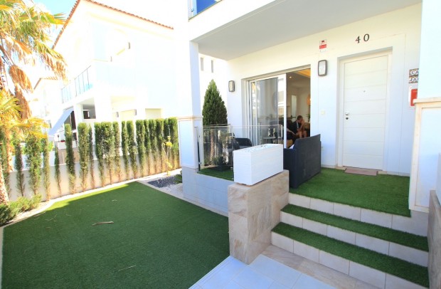 Revente - Detached House / Villa - Ciudad Quesada