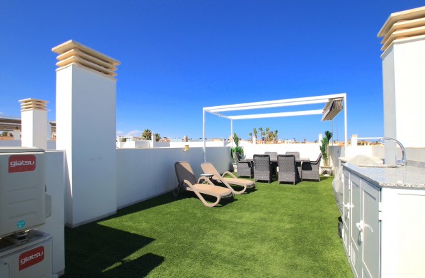 Revente - Detached House / Villa - Ciudad Quesada