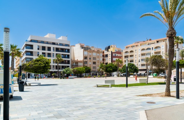 Resale - Apartment - Torrevieja - La Mata