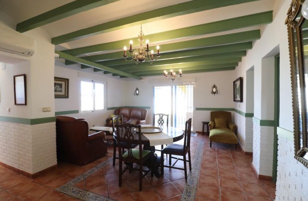 Resale - Detached House / Villa - Orihuela Costa - Los Dolses