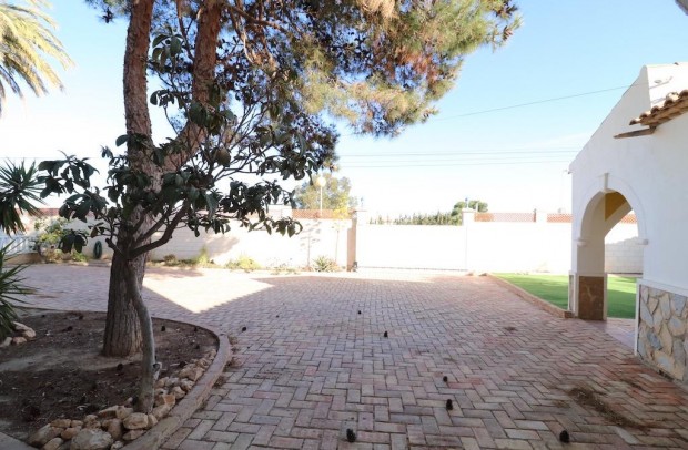 Reventa - Detached House / Villa - Orihuela Costa - Los Dolses