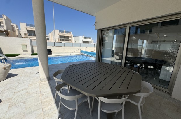 Reventa - Detached House / Villa - Villamartin - Villamartín