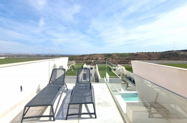 Resale - Detached House / Villa - Ciudad Quesada