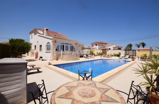 Reventa - Detached House / Villa - Ciudad Quesada