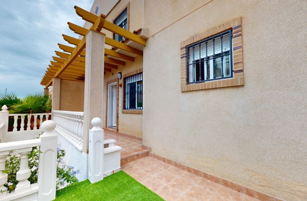 Reventa - Townhouse - Villamartin - Blue Lagoon