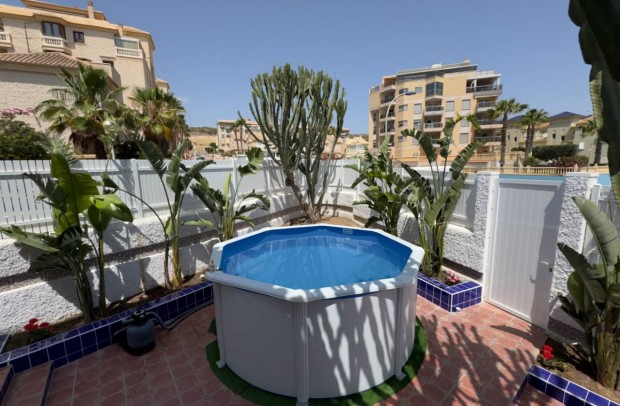 Resale - Detached House / Villa - Guardamar del Segura - El moncayo