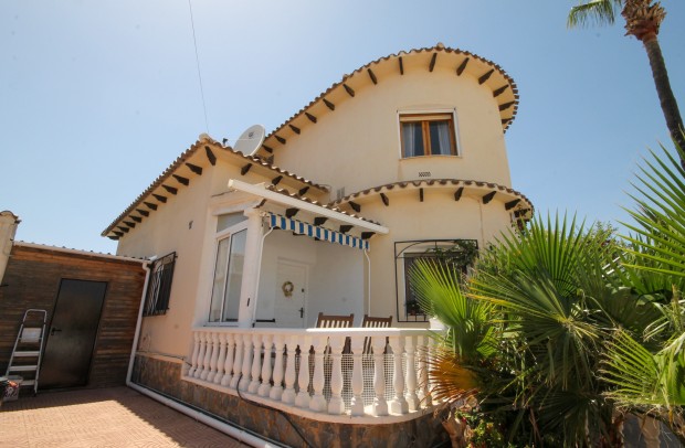 Revente - Detached House / Villa - San Miguel de Salinas