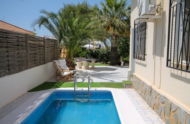 Reventa - Detached House / Villa - San Miguel de Salinas