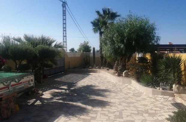 Resale - Detached House / Villa - Albatera