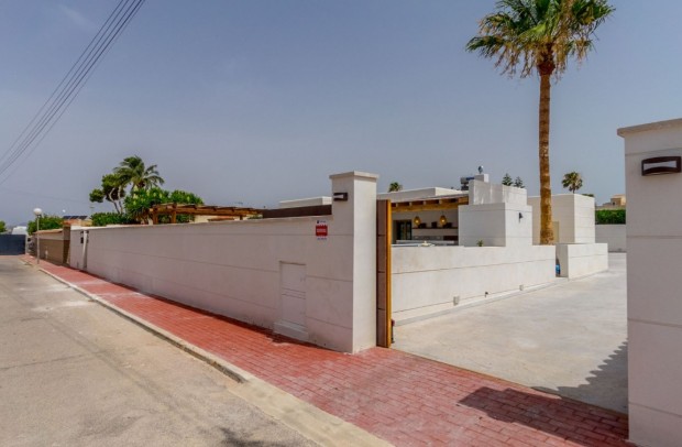 Reventa - Detached House / Villa - Torrevieja - Torreta Florida