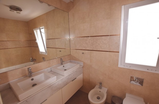 Resale - Detached House / Villa - San Fulgencio - La Marina