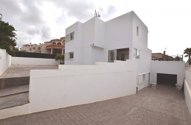 Revente - Detached House / Villa - San Fulgencio - La Marina