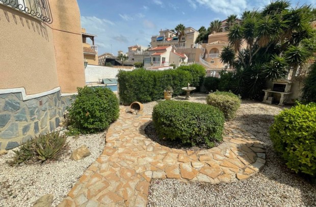 Resale - Detached House / Villa - Ciudad Quesada