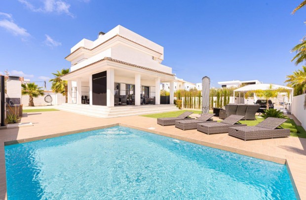 Revente - Detached House / Villa - Ciudad Quesada