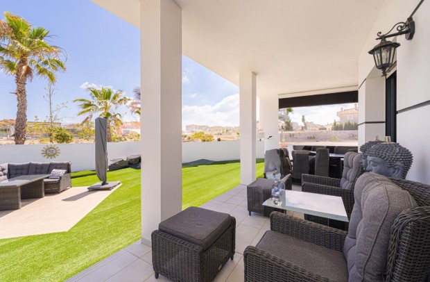 Revente - Detached House / Villa - Ciudad Quesada