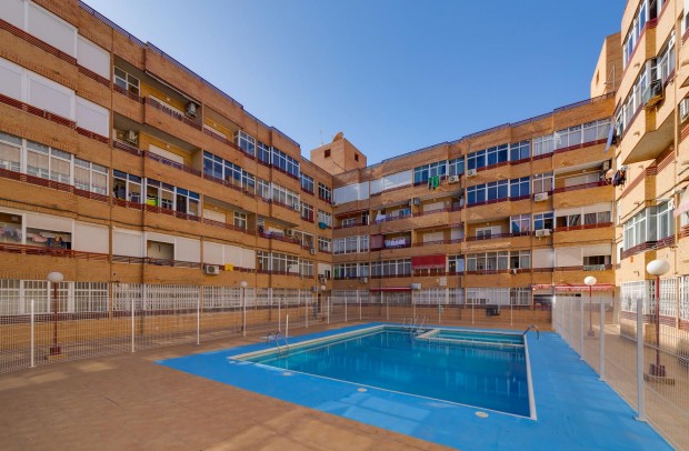 Revente - Apartment - Torrevieja - El molino