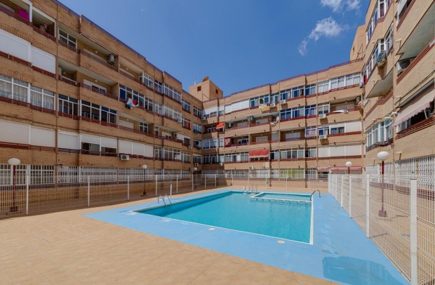 Resale - Apartment - Torrevieja - El molino