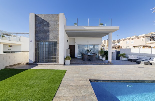 Reventa - Detached House / Villa - Orihuela Costa - Villamartín