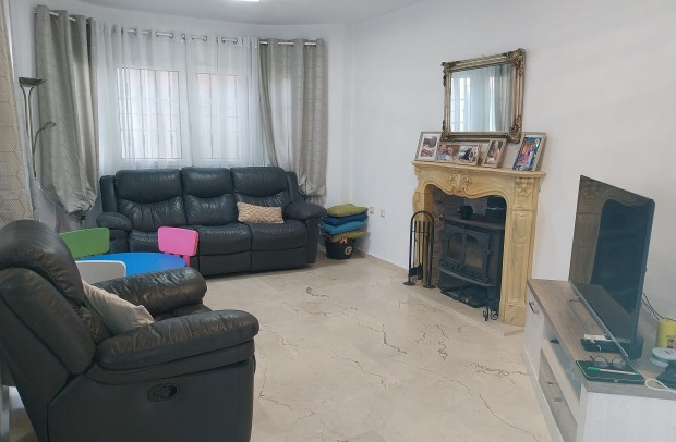 Revente - Semi-Detached - Villamartin