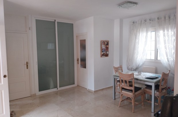 Resale - Semi-Detached - Villamartin